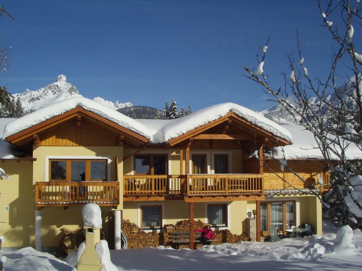 Appartement Haus Dachstein à Filzmoos Extérieur photo